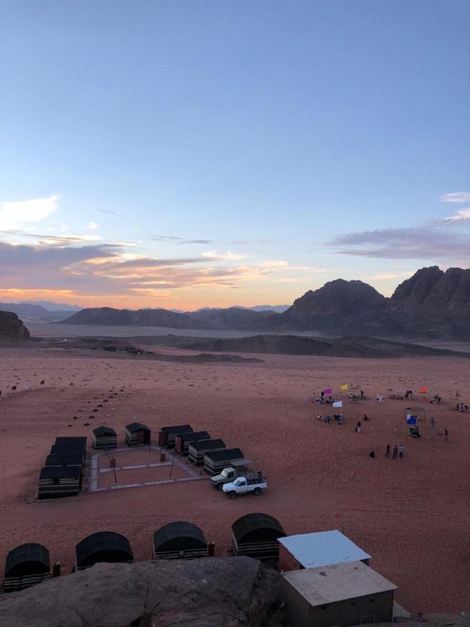 Wadi Rum Starlight Camp Luaran gambar