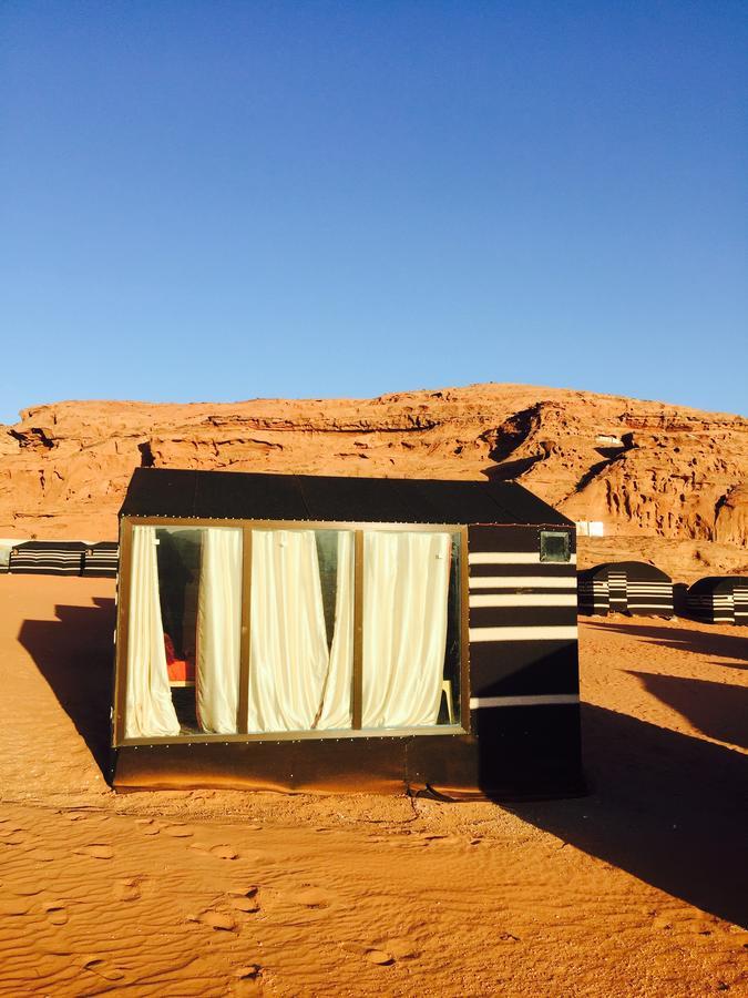 Wadi Rum Starlight Camp Luaran gambar
