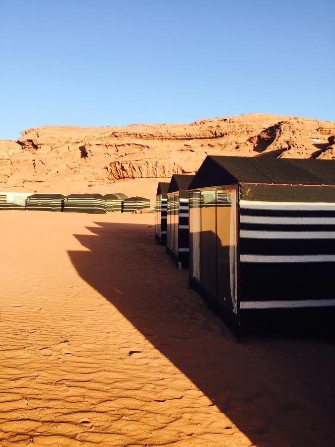 Wadi Rum Starlight Camp Luaran gambar